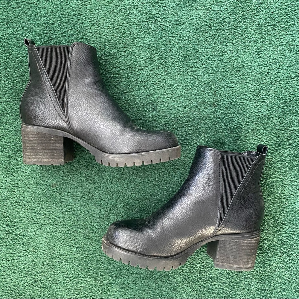 Black MIA Ankle Boot